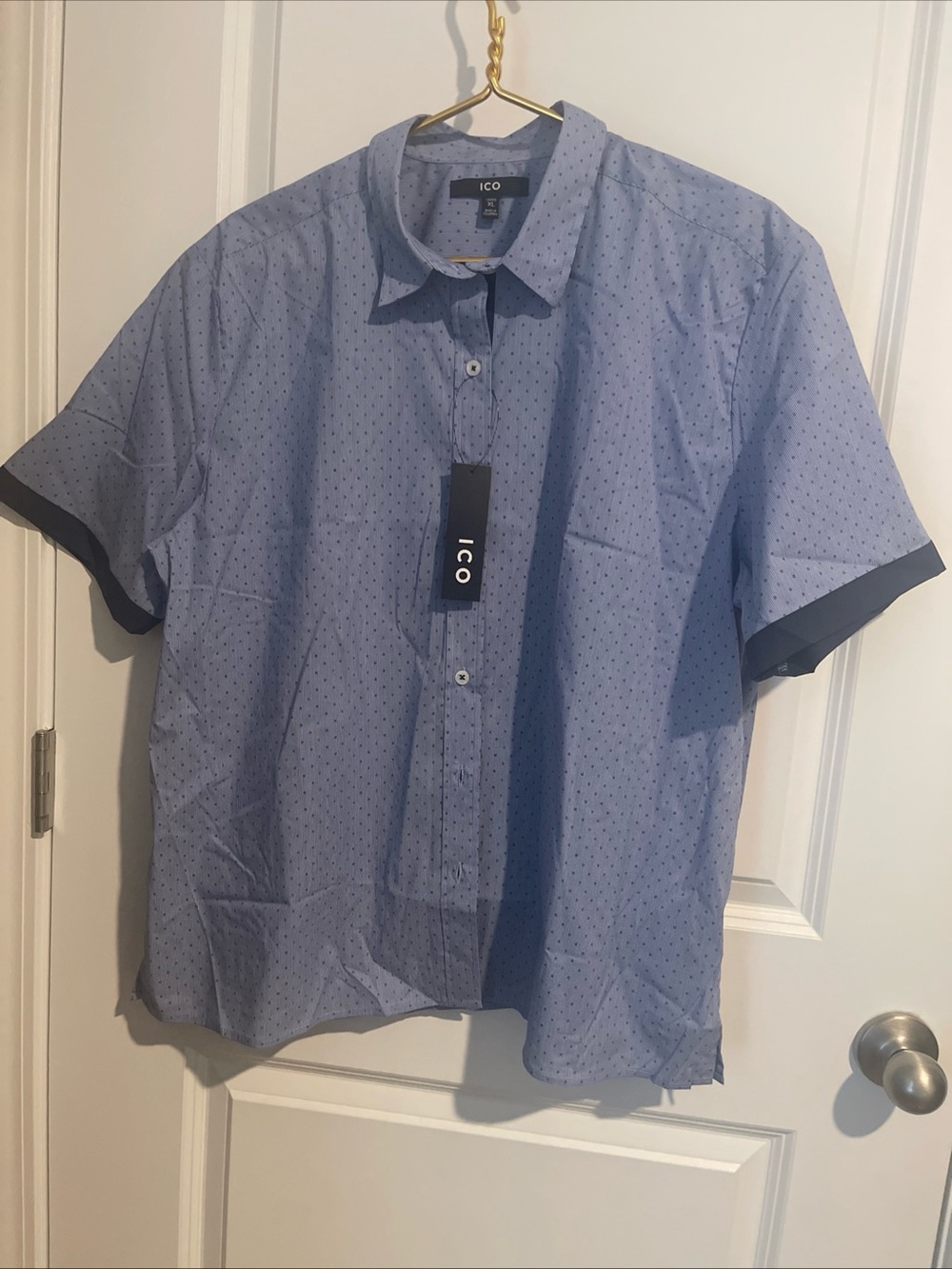 Women’s ICO XL  Light Blue Short Sleeve Button-Up Shirt 25 Pit to Pit 27 L